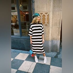 Dressed in LALA Ozzy dress in stripes Size M
